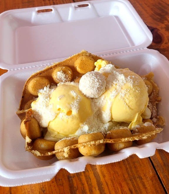 Bubble waffle montado da Reby's